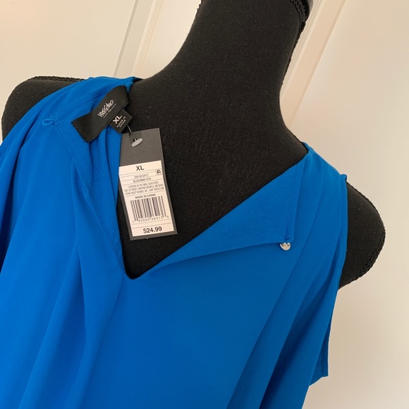 💙 Beautiful Blue Dress 💙 - Picture 7 of 9